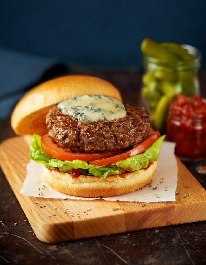 Homemade-Blue-Cheese-Scotch-Beef-Burger