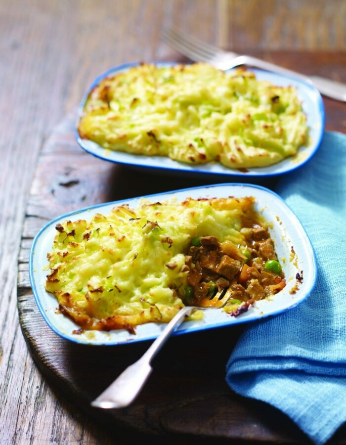 Shepherd’s-Pie-with-Cheesy-Leek-Topping